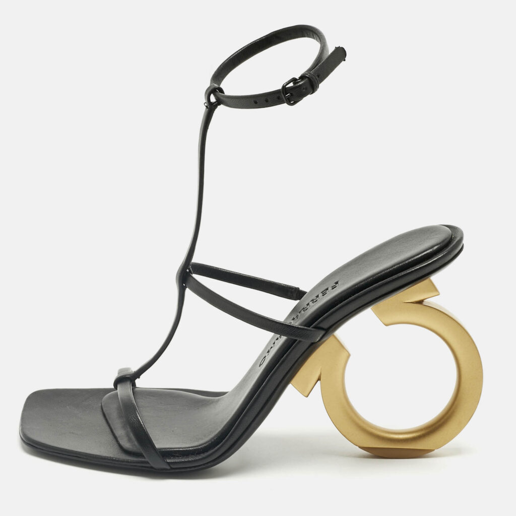 Salvatore Ferragamo Black Leather Elina X5 Sandals Size 39.5 Salvatore Ferragamo Black Leather Elina X5 Sandals Size 39.5