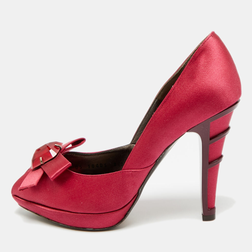 Salvatore Ferragamo Burgundy Satin Crystal Embellished Peep Toe Pumps Size 37 Salvatore Ferragamo Burgundy Satin Crystal Embellished Peep Toe Pumps Size 37