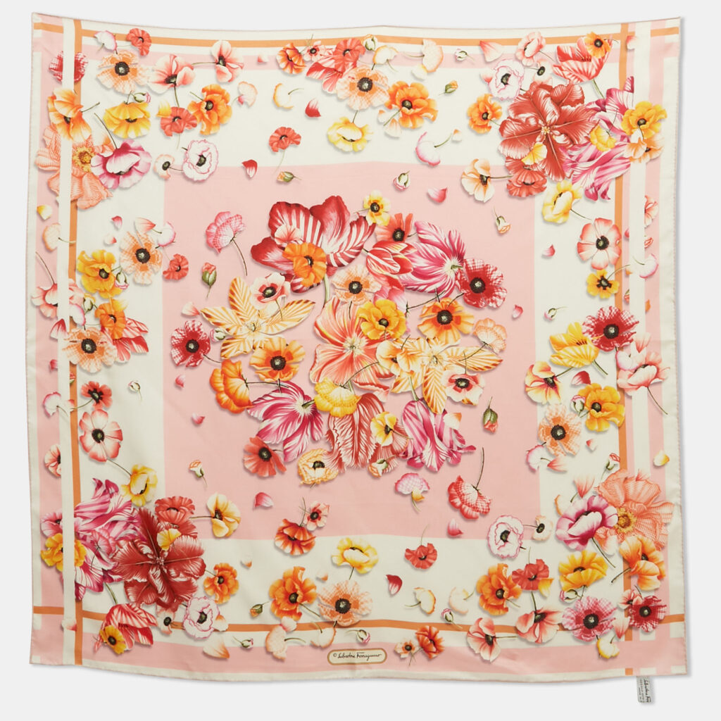 luxury-women-salvatore-ferragamo-used-accessories-p1243168-001-1.jpg Salvatore Ferragamo Pink Floral Print Silk Scarf