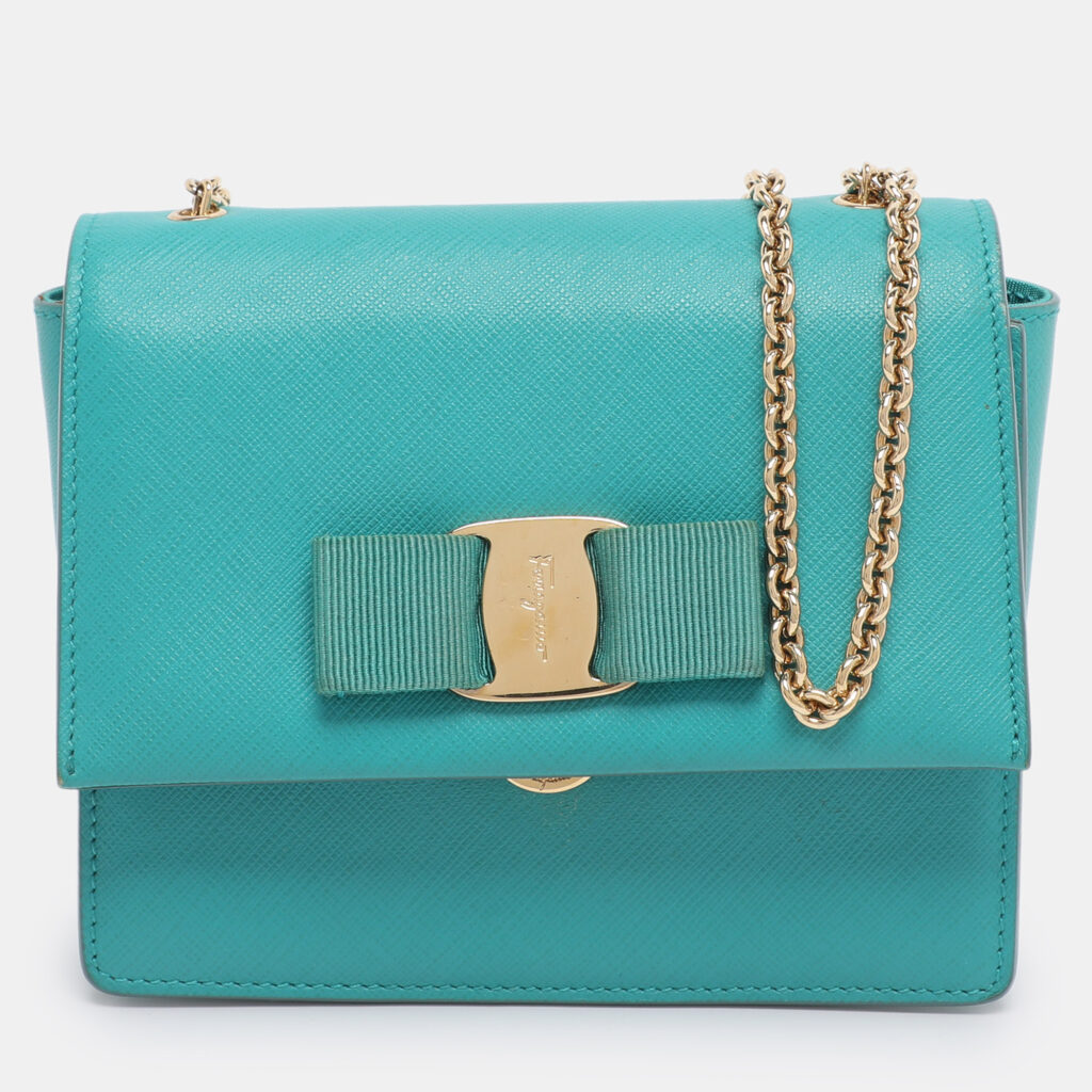 Salvatore Ferragamo Green Leather Mini Ginny Crossbody Bag Salvatore Ferragamo Green Leather Mini Ginny Crossbody Bag