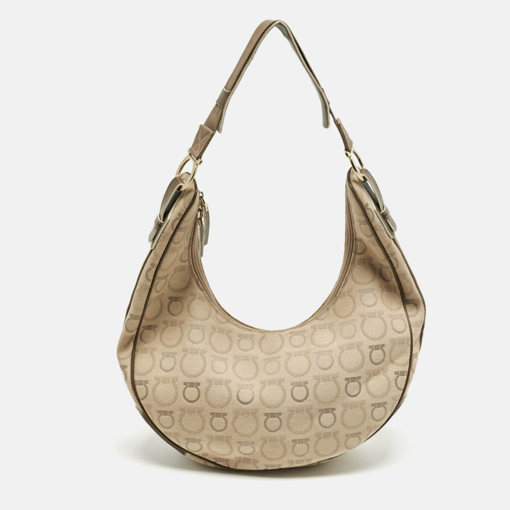 Salvatore Ferragamo Beige Gancini Printed Fabric and Leather Hobo Salvatore Ferragamo Beige Gancini Printed Fabric and Leather Hobo