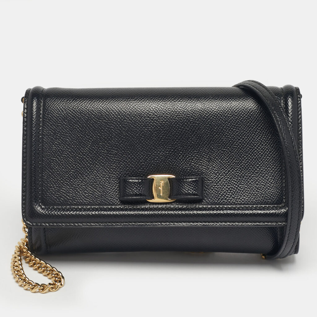 Salvatore Ferragamo Black Leather Vara Bow Clutch Bag Salvatore Ferragamo Black Leather Vara Bow Clutch Bag