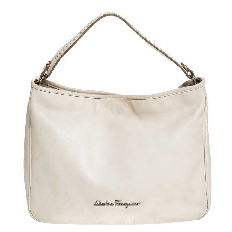 Salvatore Ferragamo Off-White Leather Hobo Salvatore Ferragamo Off-White Leather Hobo