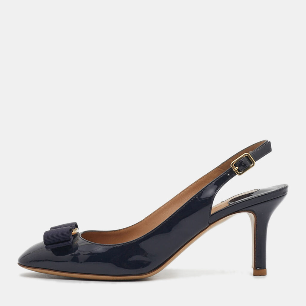 luxury-women-salvatore-ferragamo-used-shoes-p1186144-009-1.jpg Salvatore Ferragamo Navy Blue Patent Leather Bow Slingback Pumps Size 37