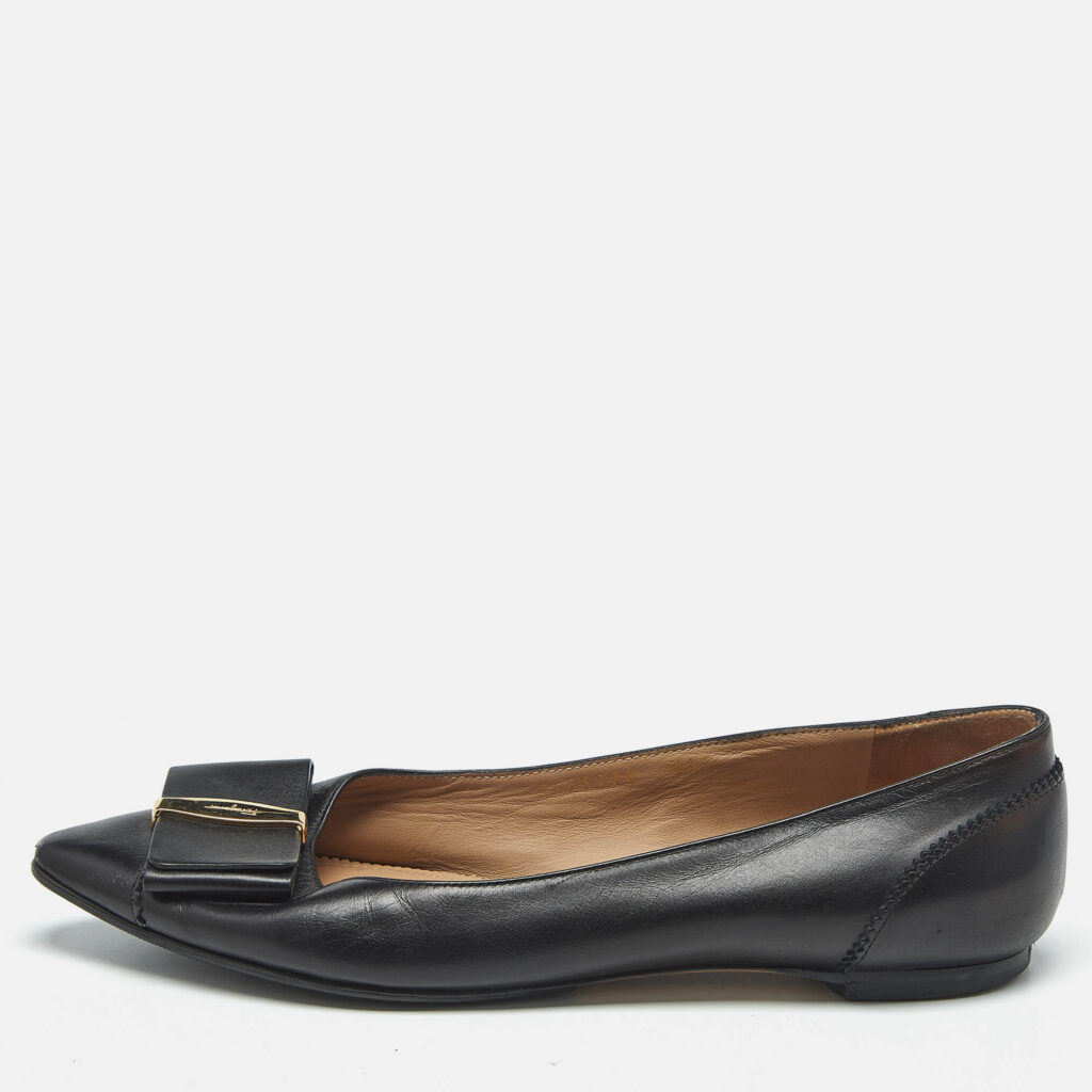 Salvatore Ferragamo Black Leather Vara Bow Ballet Flats Size 37.5 Salvatore Ferragamo Black Leather Vara Bow Ballet Flats Size 37.5