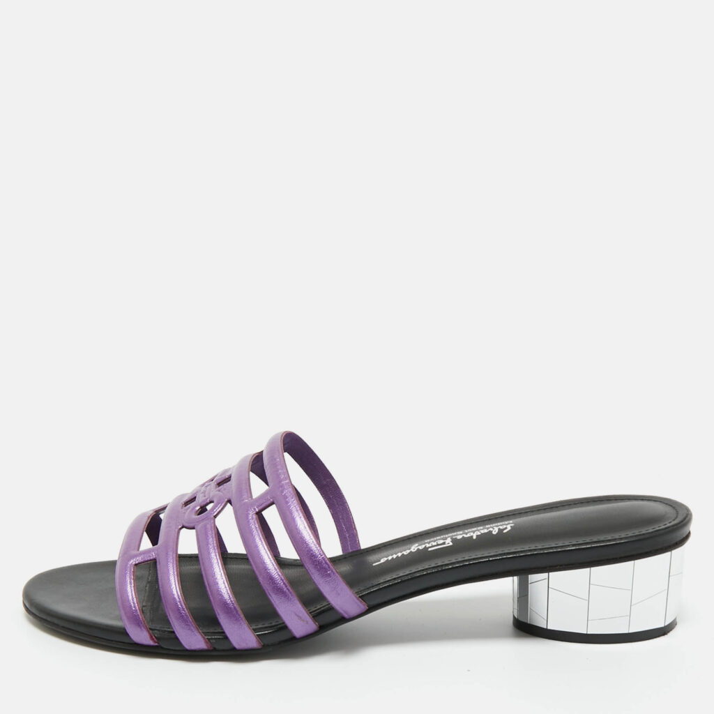 Salvatore Ferragamo Purple Leather Finn Slide Sandals Size 38.5 Salvatore Ferragamo Purple Leather Finn Slide Sandals Size 38.5