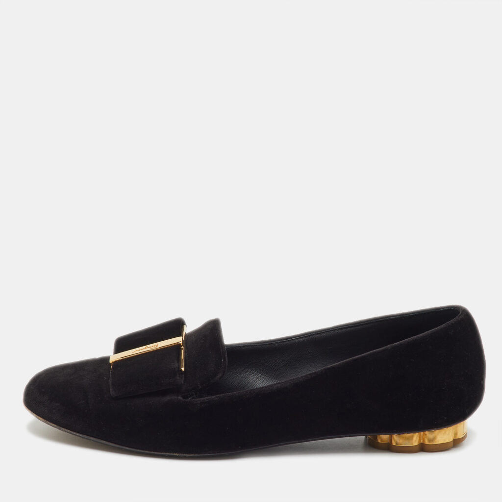 Salvatore Ferragamo Black Velvet Bow Sarno Flower Heel Loafers Size 36 Salvatore Ferragamo Black Velvet Bow Sarno Flower Heel Loafers Size 36