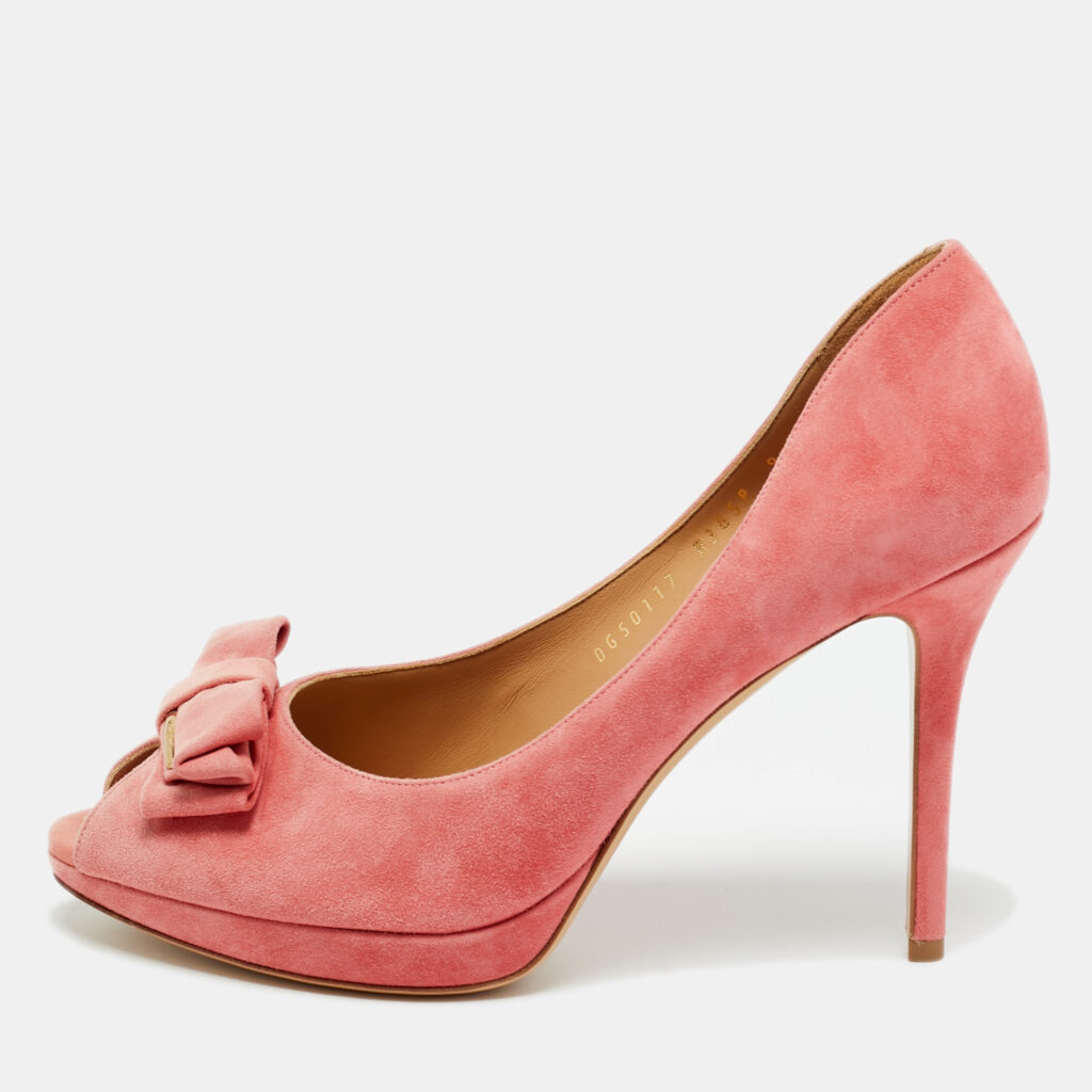 Salvatore Ferragamo Pink Suede Bow Peep Toe Pumps Size 39.5 Salvatore Ferragamo Pink Suede Bow Peep Toe Pumps Size 39.5