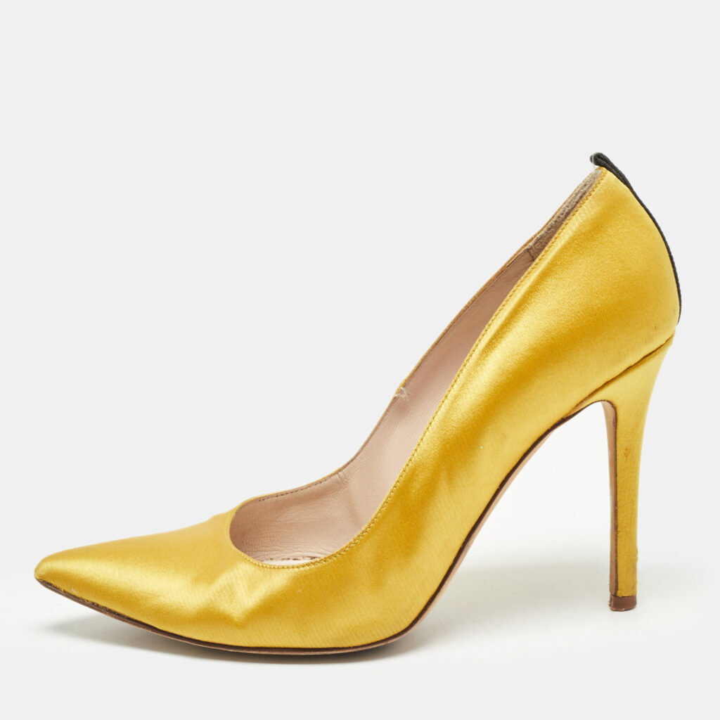 SJP Sarah Jessica Parker Yellow Satin Pointed Toe Pumps Size 37