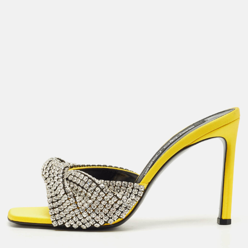 Sergio Rossi Yellow Satin Evangelie Crystal Embellished Slide Sandals Size 38 Sergio Rossi Yellow Satin Evangelie Crystal Embellished Slide Sandals Size 38