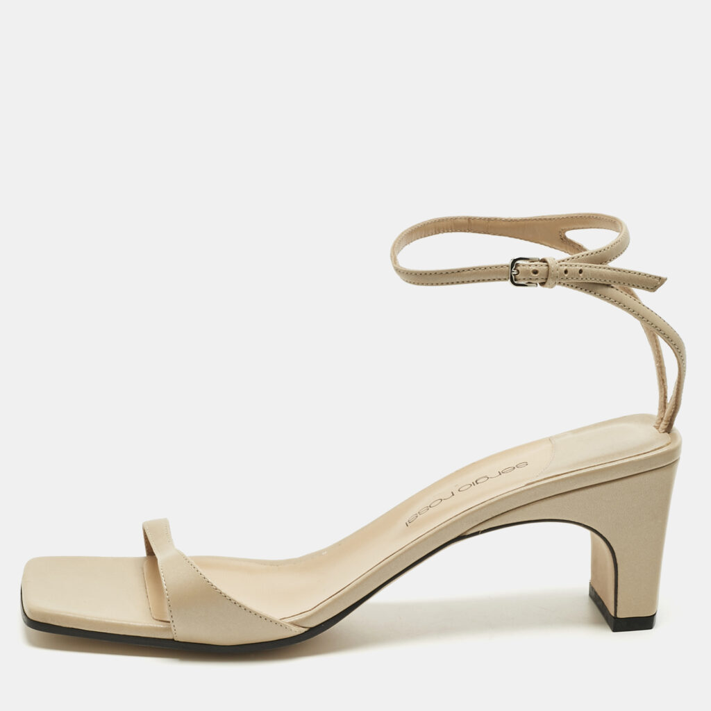 luxury-women-sergio-rossi-new-shoes-p1221742-007-1.jpg Sergio Rossi Beige Leather Grazie Ankle Strap Sandals Size 40