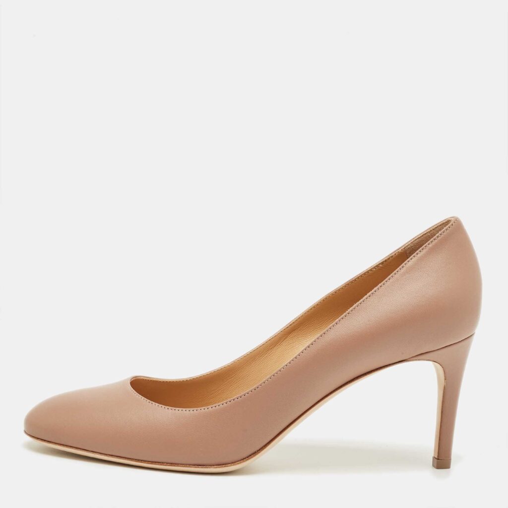 Sergio Rossi Dusty Pink Leather Madame Pumps Size 40 Sergio Rossi Dusty Pink Leather Madame Pumps Size 40