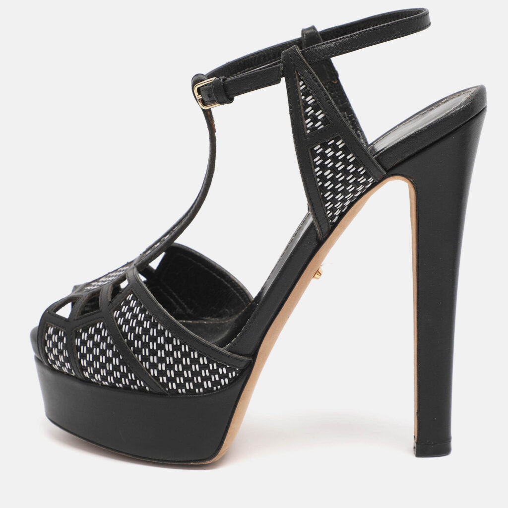 Sergio Rossi Black Monochrome Leather and Straw Platform Sandals Size 35 Sergio Rossi Black Monochrome Leather and Straw Platform Sandals Size 35