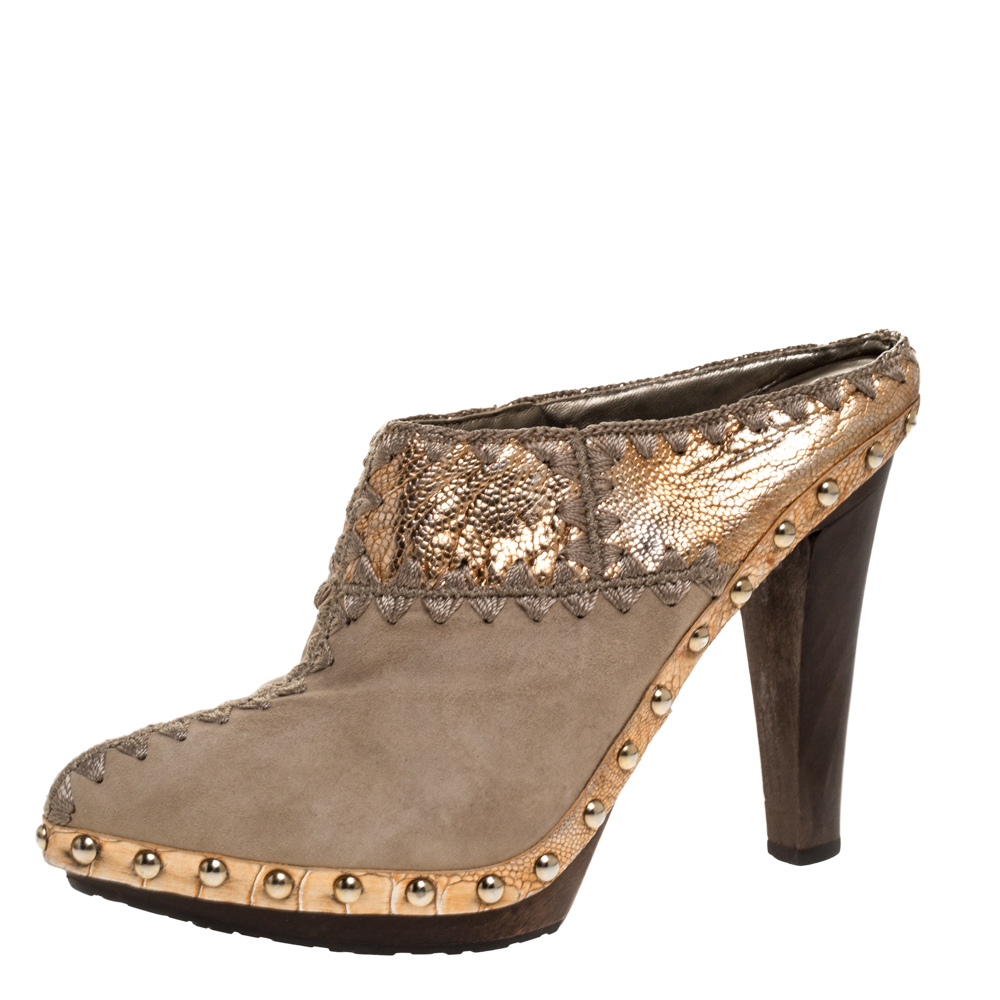 Sergio Rossi Beige Suede Stud Trim Wooden Platform Pointed Toe Mules Size 37.5 Sergio Rossi Beige Suede Stud Trim Wooden Platform Pointed Toe Mules Size 37.5
