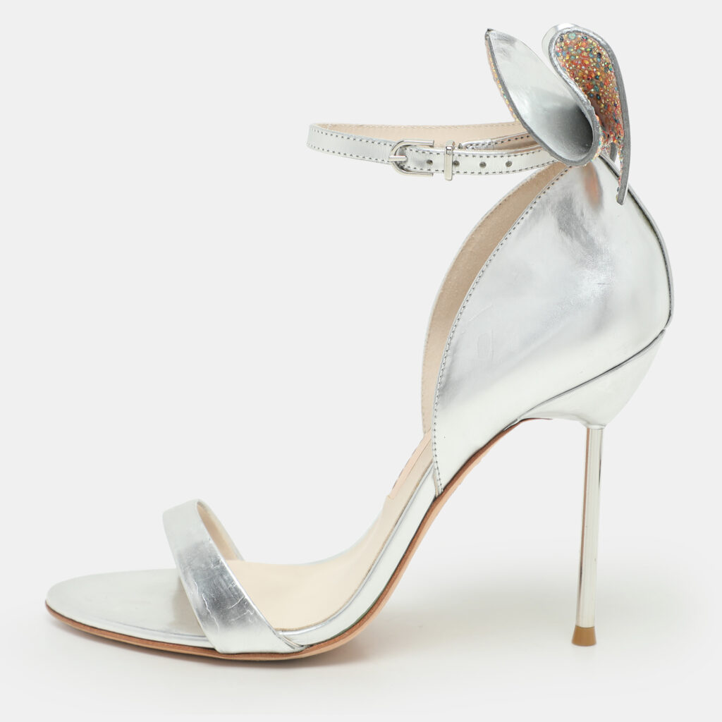 Sophia Webster Metallic Silver Leather Maya Crystal Embellished Bow Ankle Strap Sandals Size 37 Sophia Webster Metallic Silver Leather Maya Crystal Embellished Bow Ankle Strap Sandals Size 37