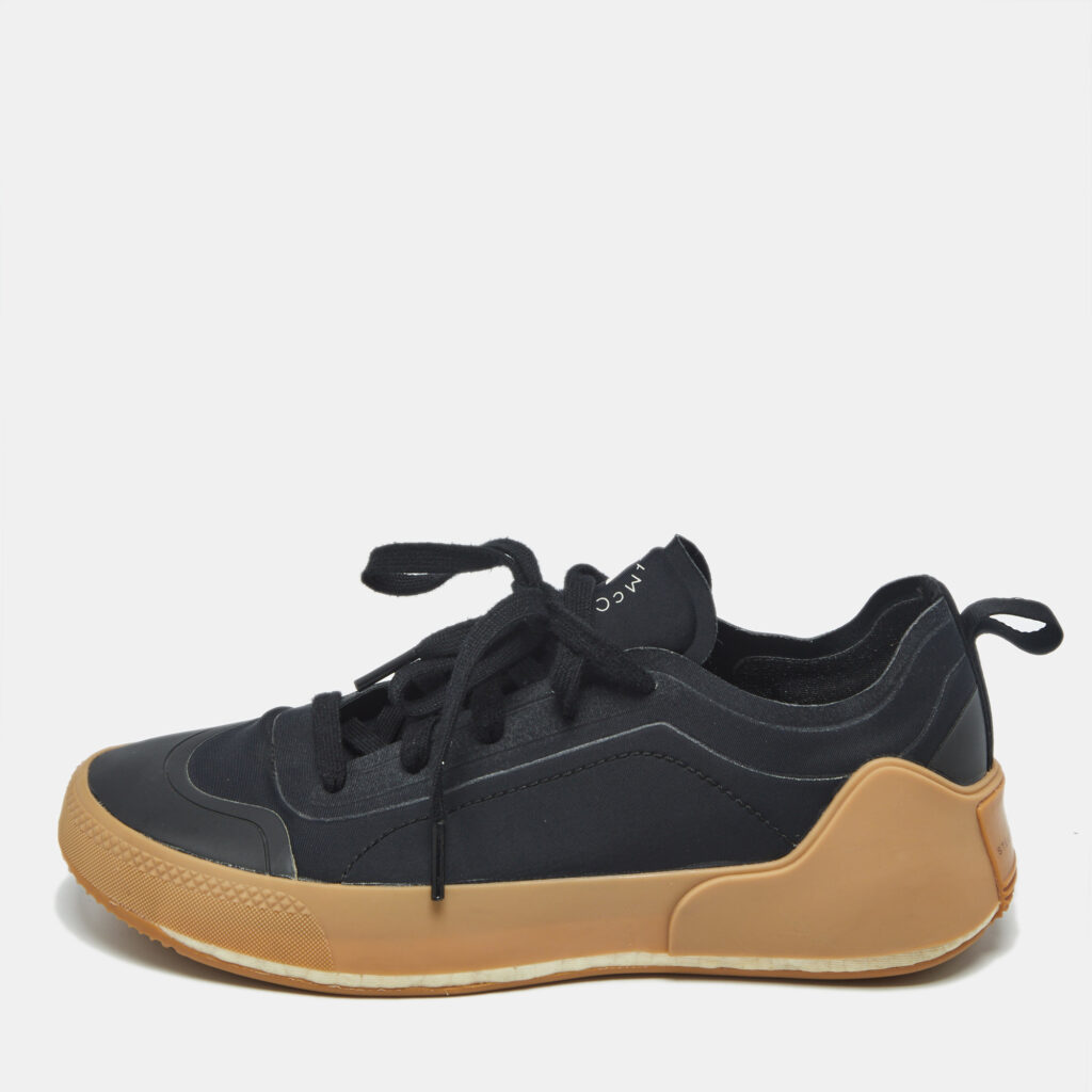 luxury-women-stella-mccartney-used-shoes-p1180934-001-1.jpg Stella McCartney x Adidas Black Neoprene Treino Low Top Sneakers Size 39 1/3
