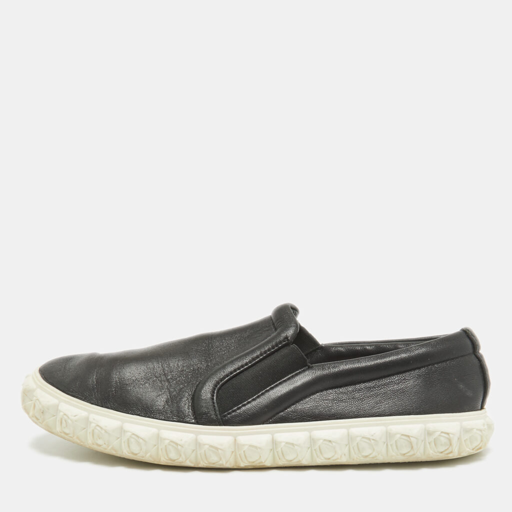 Stuart Weitzman Black Leather Slip On Sneakers Size 38.5 Stuart Weitzman Black Leather Slip On Sneakers Size 38.5