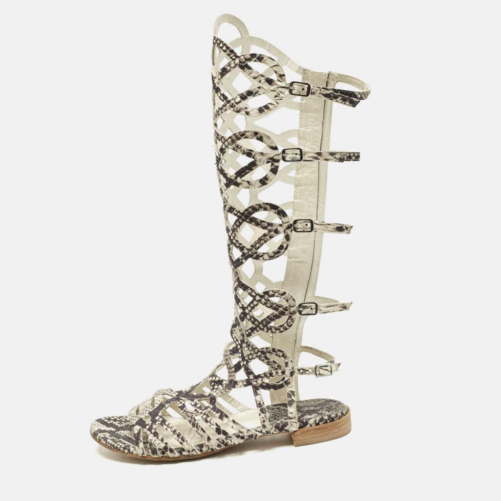 Stuart Weitzman Beige?Cream Snakeskin Embossed Leather Gladiator Flat Sandals Size 36 Stuart Weitzman Beige?Cream Snakeskin Embossed Leather Gladiator Flat Sandals Size 36