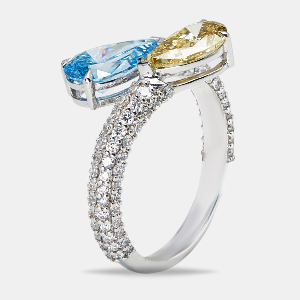3 cts Fancy Color Pear and Round Lab Grown Diamond 18k White Gold Ring Size 52 3 cts Fancy Color Pear and Round Lab Grown Diamond 18k White Gold Ring Size 52