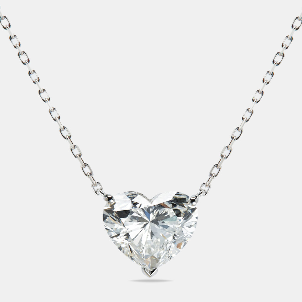 3.00 cts Heart Brilliant Lab Grown Diamond 18k White Gold Necklace 3.00 cts Heart Brilliant Lab Grown Diamond 18k White Gold Necklace