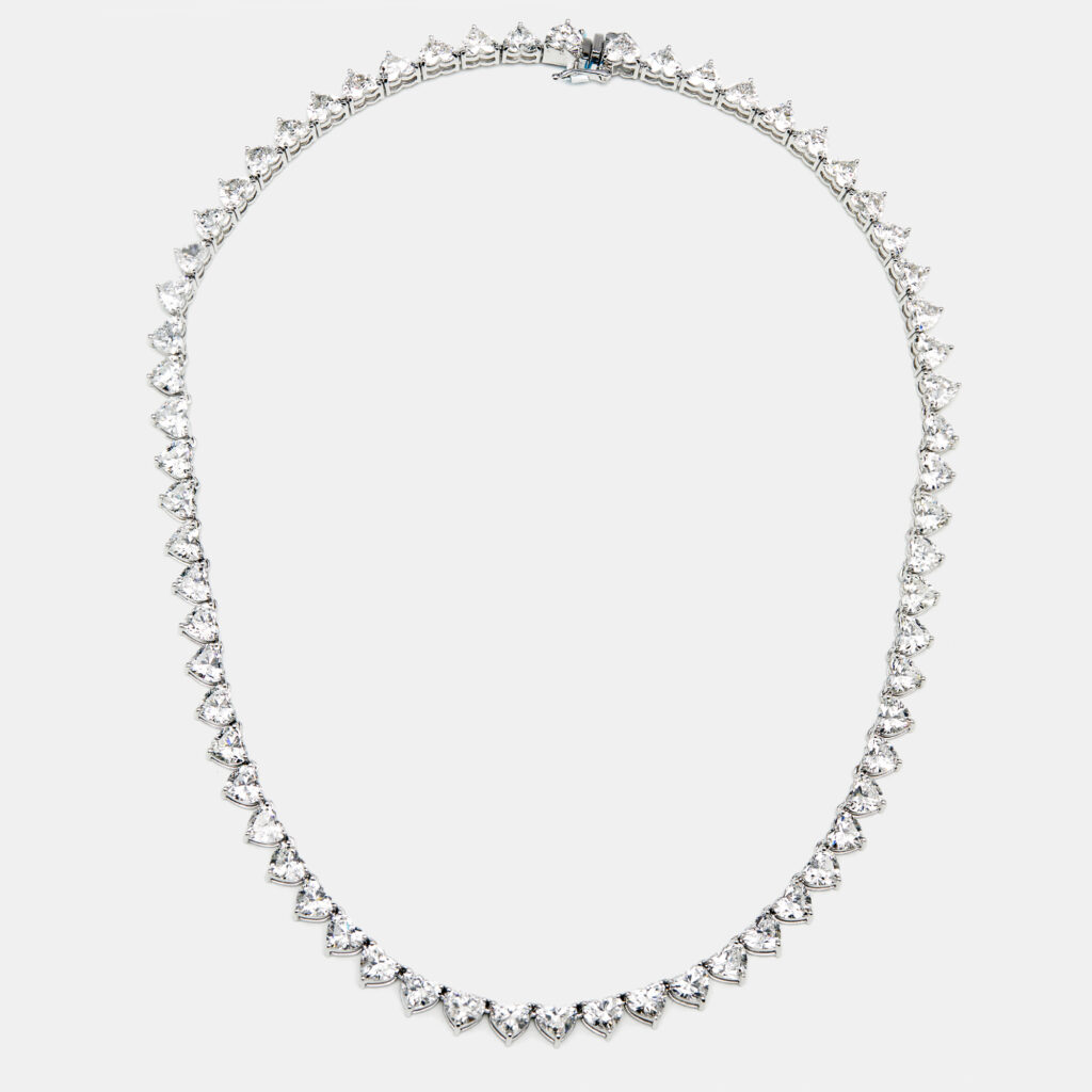 33.5 cts Heart Lab Grown Diamond 18k White Gold Necklace 33.5 cts Heart Lab Grown Diamond 18k White Gold Necklace