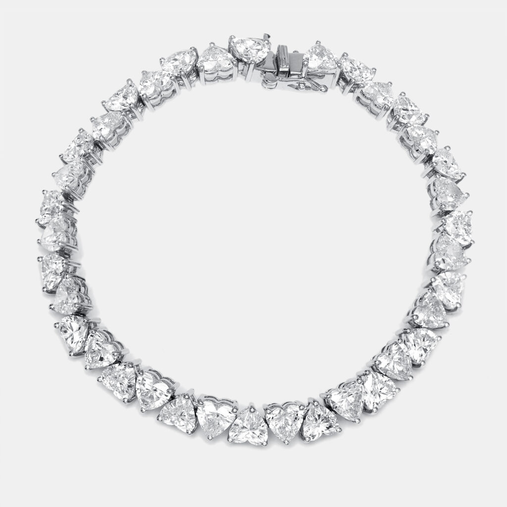 15.5 cts Heart Lab Grown Diamond 18k White Gold Bracelet