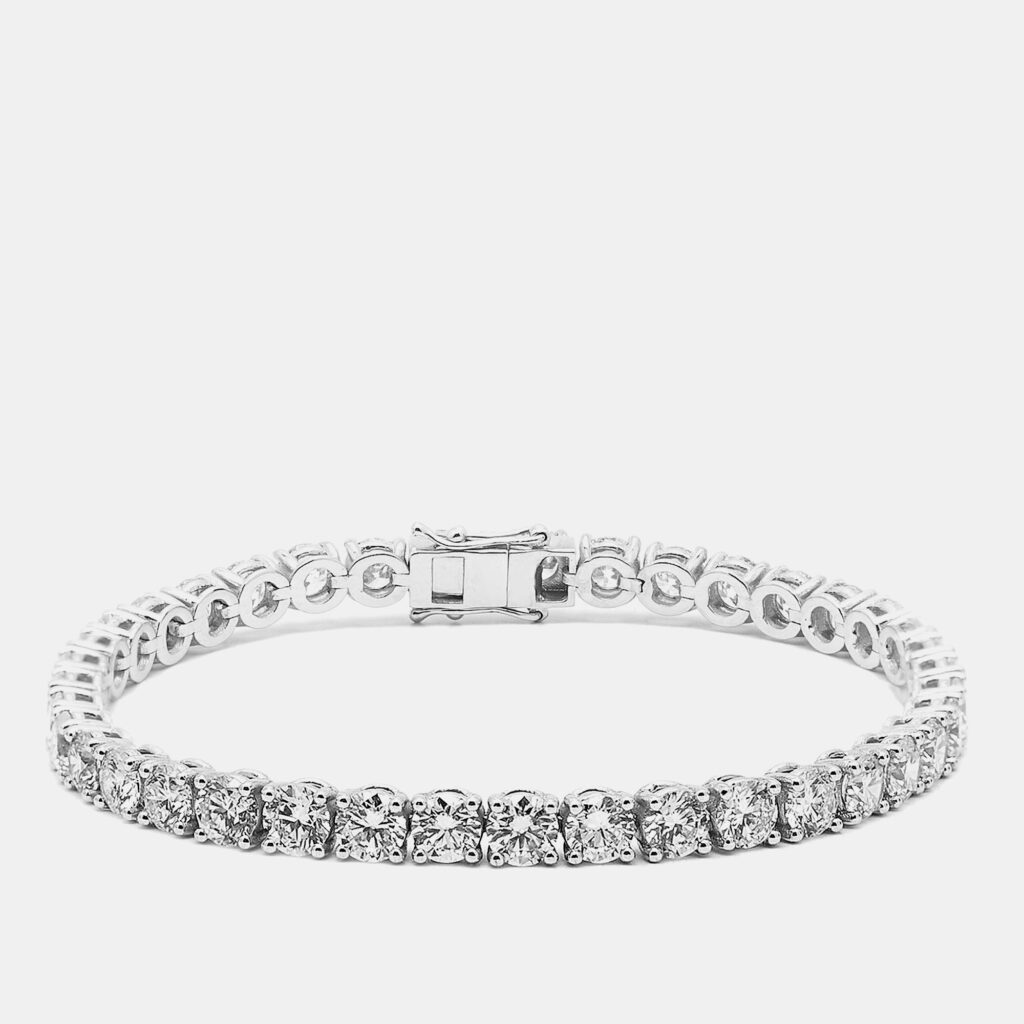 9.5 cts Round Brilliant Lab Grown Diamonds Sterling Silver 925 Tennis Bracelet 9.5 cts Round Brilliant Lab Grown Diamonds Sterling Silver 925 Tennis Bracelet