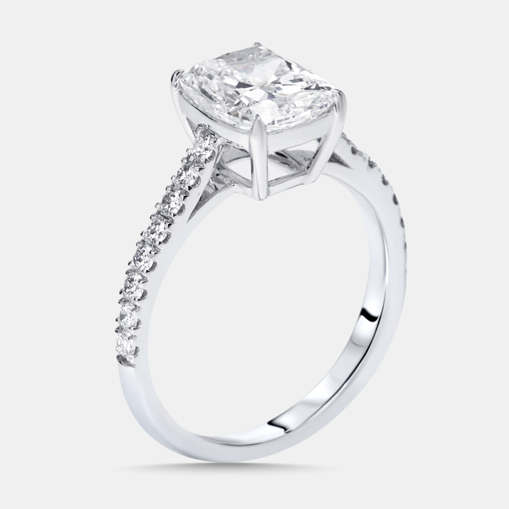 2.3 cts Cushion, Round Lab Grown Diamonds 18k White Gold Ring Size 51 2.3 cts Cushion, Round Lab Grown Diamonds 18k White Gold Ring Size 51