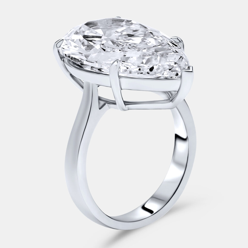 7 cts Pear Lab Grown Diamonds 18k White Gold Ring Size 53 7 cts Pear Lab Grown Diamonds 18k White Gold Ring Size 53