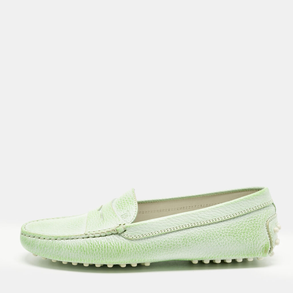 Tod's Green Leather Gommino Driving Loafers Size 37.5 Tod's Green Leather Gommino Driving Loafers Size 37.5