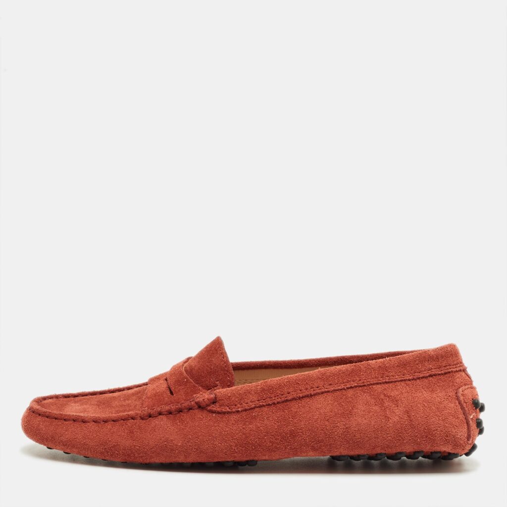 Tod's Red Suede Gommino Loafers Size 35 Tod's Red Suede Gommino Loafers Size 35