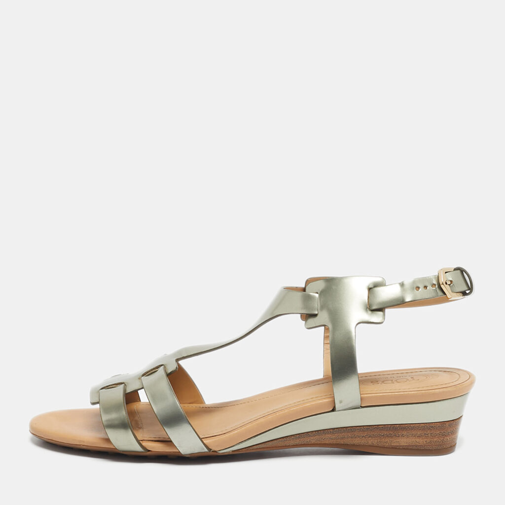Tod's Gold Leather Ankle Strap Sandals Size 38 Tod's Gold Leather Ankle Strap Sandals Size 38