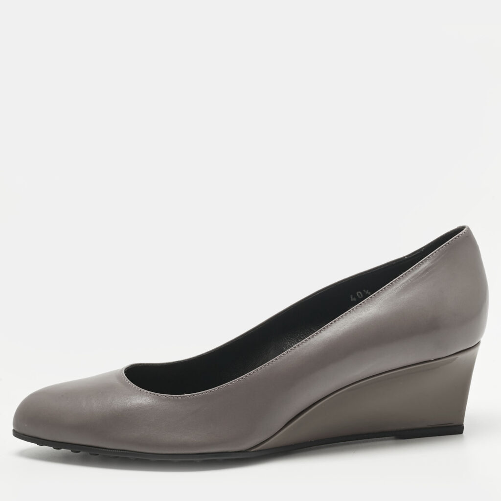 Tod's Grey Leather Wedge Pumps Size 40.5 Tod's Grey Leather Wedge Pumps Size 40.5