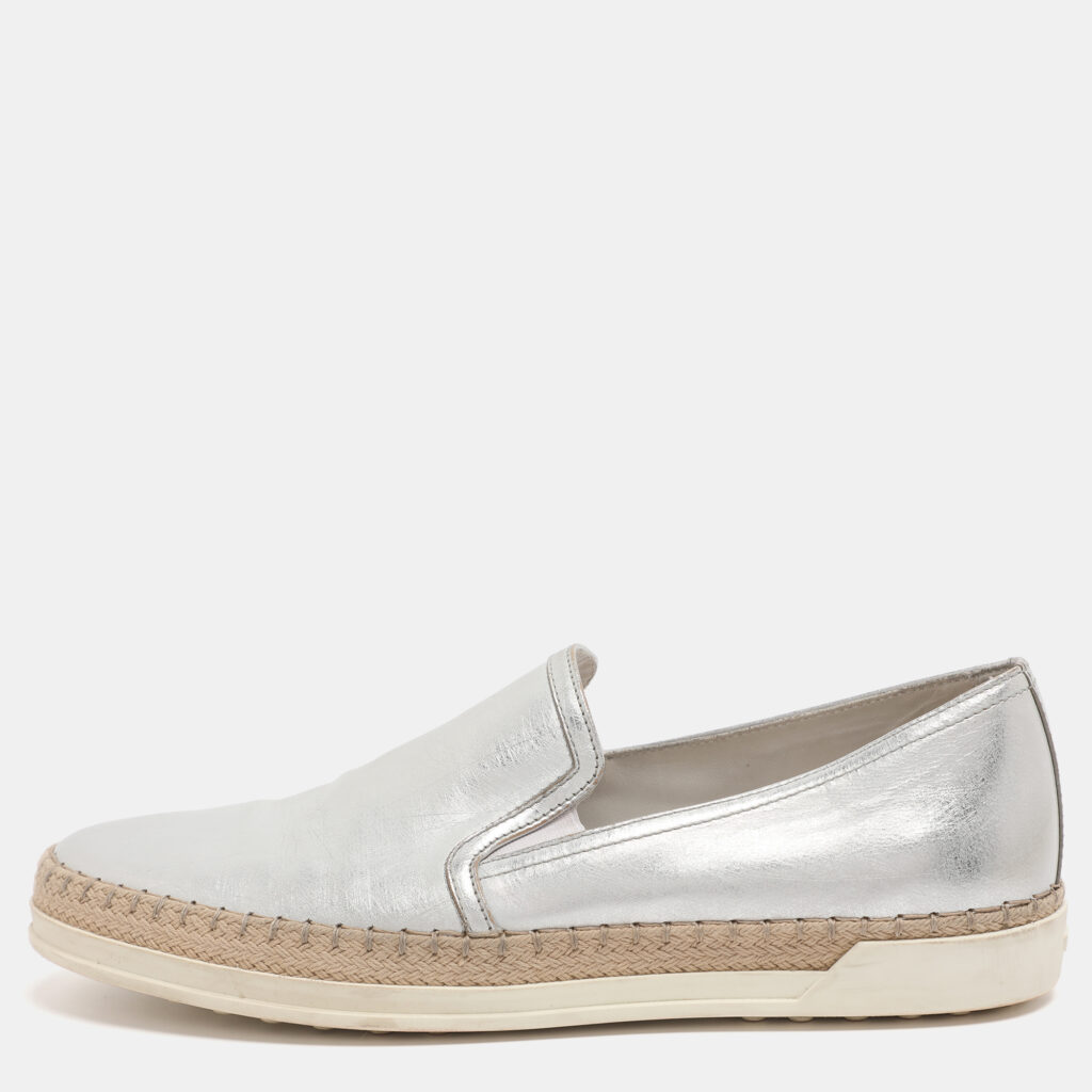 Tod's Metallic Silver Leather Pantofola Espadrille Slip On Sneakers Size 39 Tod's Metallic Silver Leather Pantofola Espadrille Slip On Sneakers Size 39