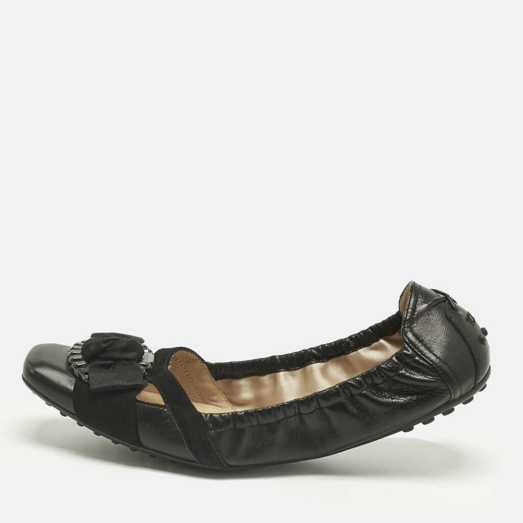 Tod's Black Leather Bow Square Toe Scrunch Ballet Flats Size 40.5 Tod's Black Leather Bow Square Toe Scrunch Ballet Flats Size 40.5