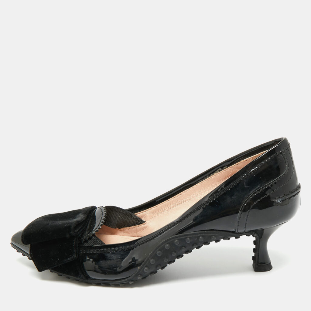 Tod's Black Leather and Velvet Loafer Pumps Size 35