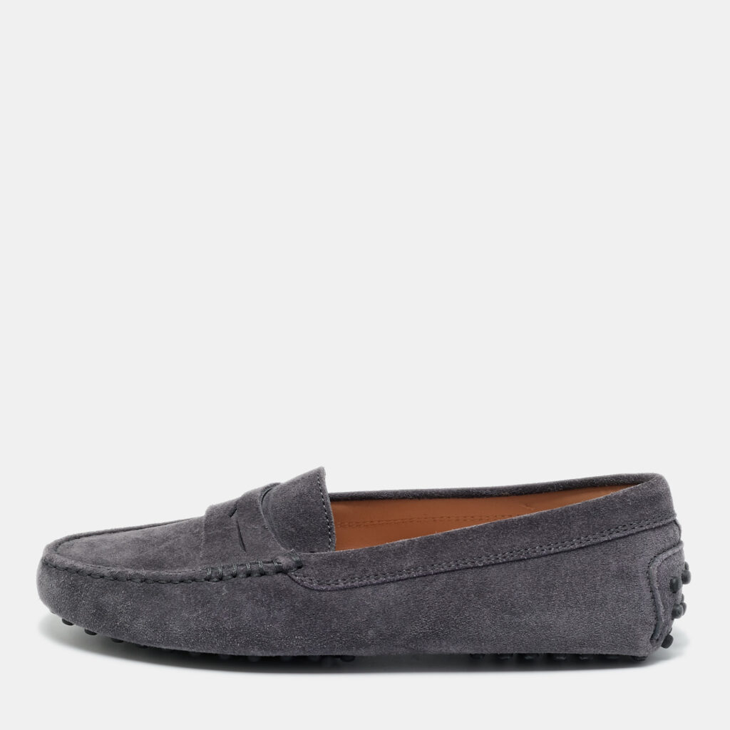 Tod's Gommini Size 35 Grey Suede Driver Loafers