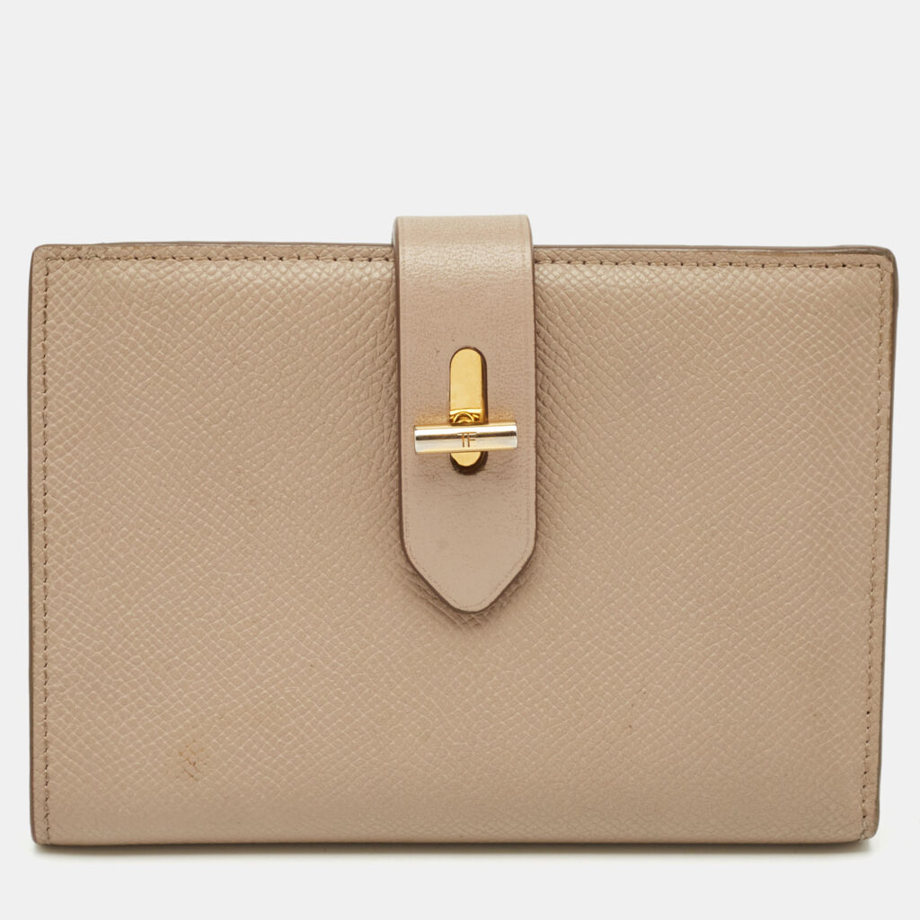 Tom Ford Beige Leather Turnlock Compact Wallet Tom Ford Beige Leather Turnlock Compact Wallet