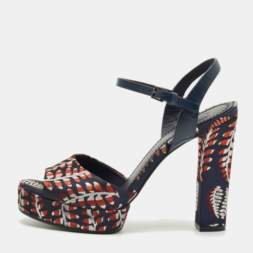 Tory Burch Navy Blue/Red Brocade Fabric Ankle Strap Sandals Size 38 Tory Burch Navy Blue/Red Brocade Fabric Ankle Strap Sandals Size 38