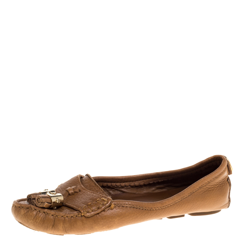 Tory Burch Tan Leather Lawrence Tassel And Logo Embellished Loafers Size 36.5 Tory Burch Tan Leather Lawrence Tassel And Logo Embellished Loafers Size 36.5