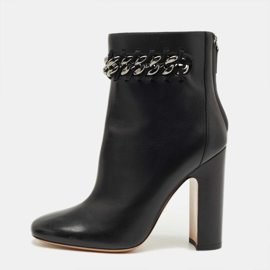 Valentino Black Leather Chain Link Ankle Length Boots Size 41 Valentino Black Leather Chain Link Ankle Length Boots Size 41