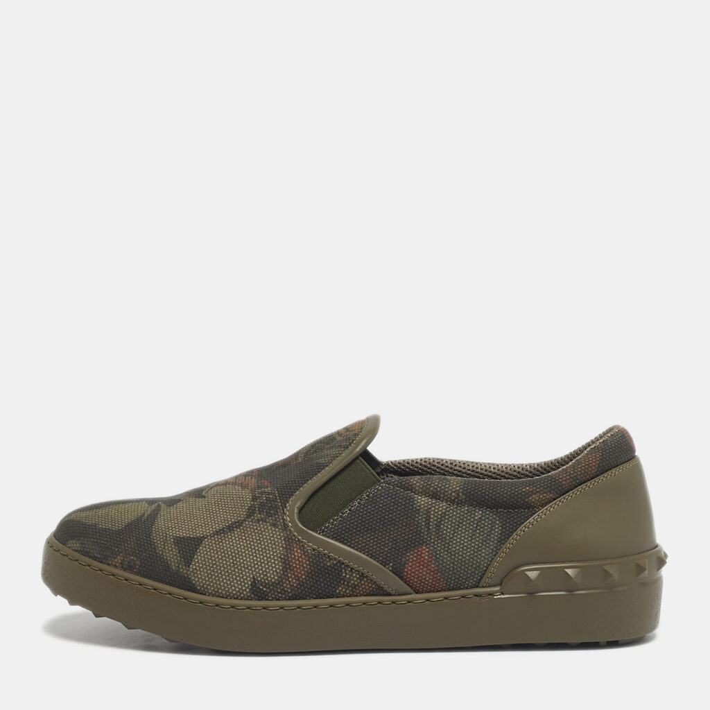 Valentino Green Canvas and Leather Slip On Sneakers Size 40 Valentino Green Canvas and Leather Slip On Sneakers Size 40