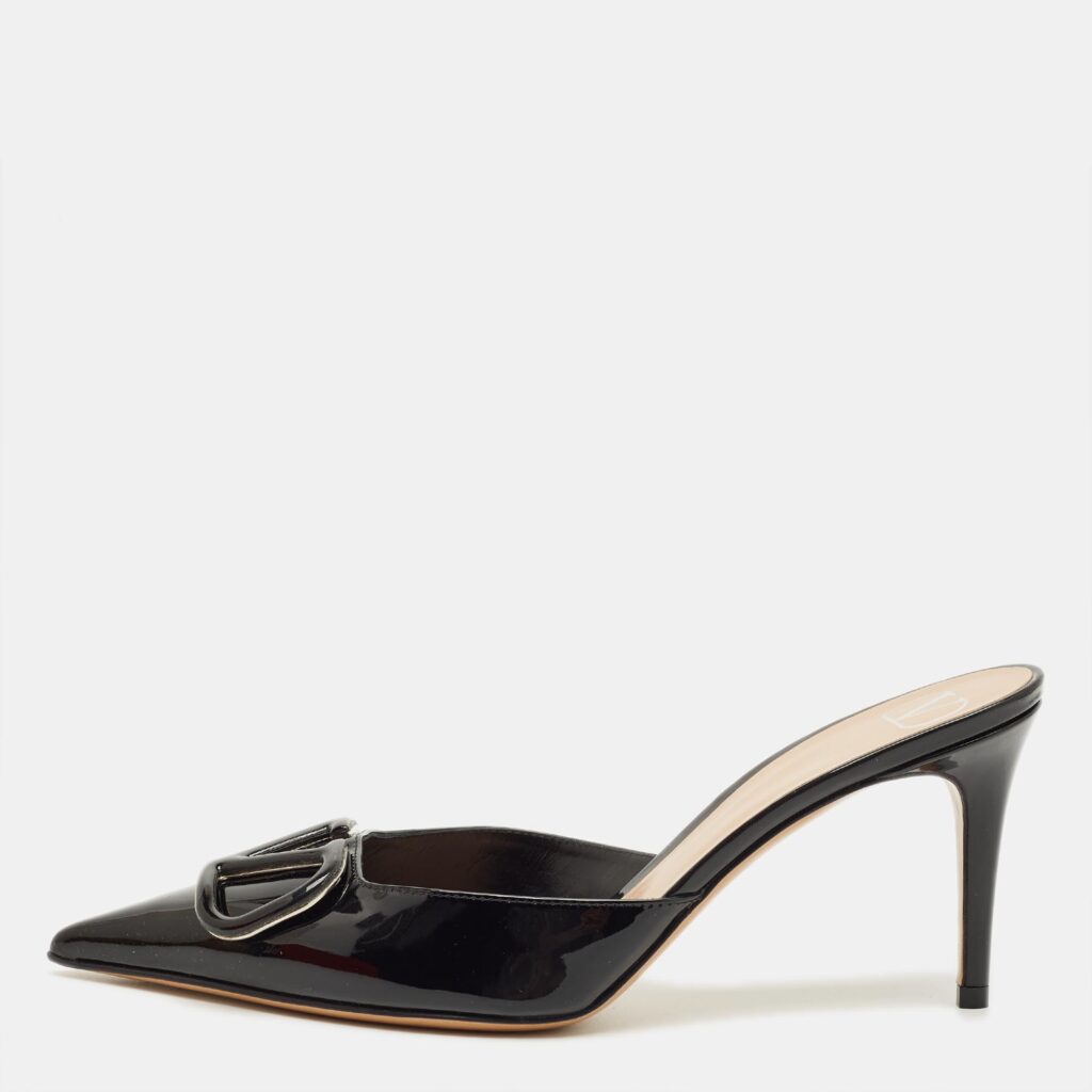 Valentino VLogo Size 39 Black Patent Leather Mules