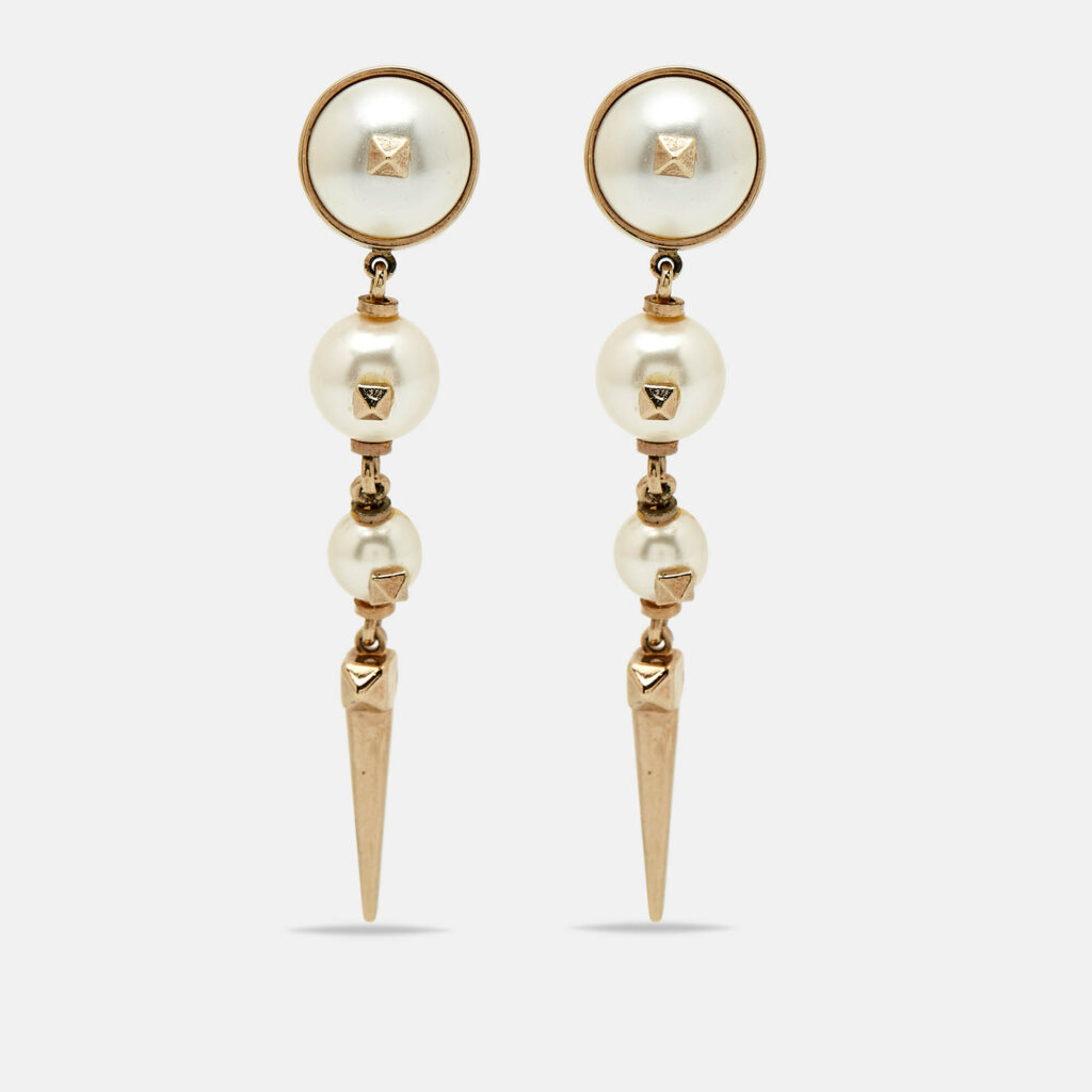Valentino Rockstud Faux Pearl Gold Tone Earrings Valentino Rockstud Faux Pearl Gold Tone Earrings