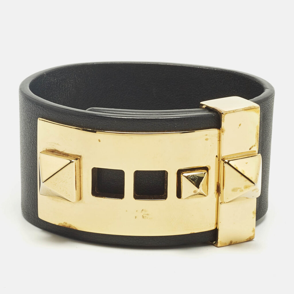 Valentino Rockstud Black Leather Gold Tone Wide Bracelet Valentino Rockstud Black Leather Gold Tone Wide Bracelet