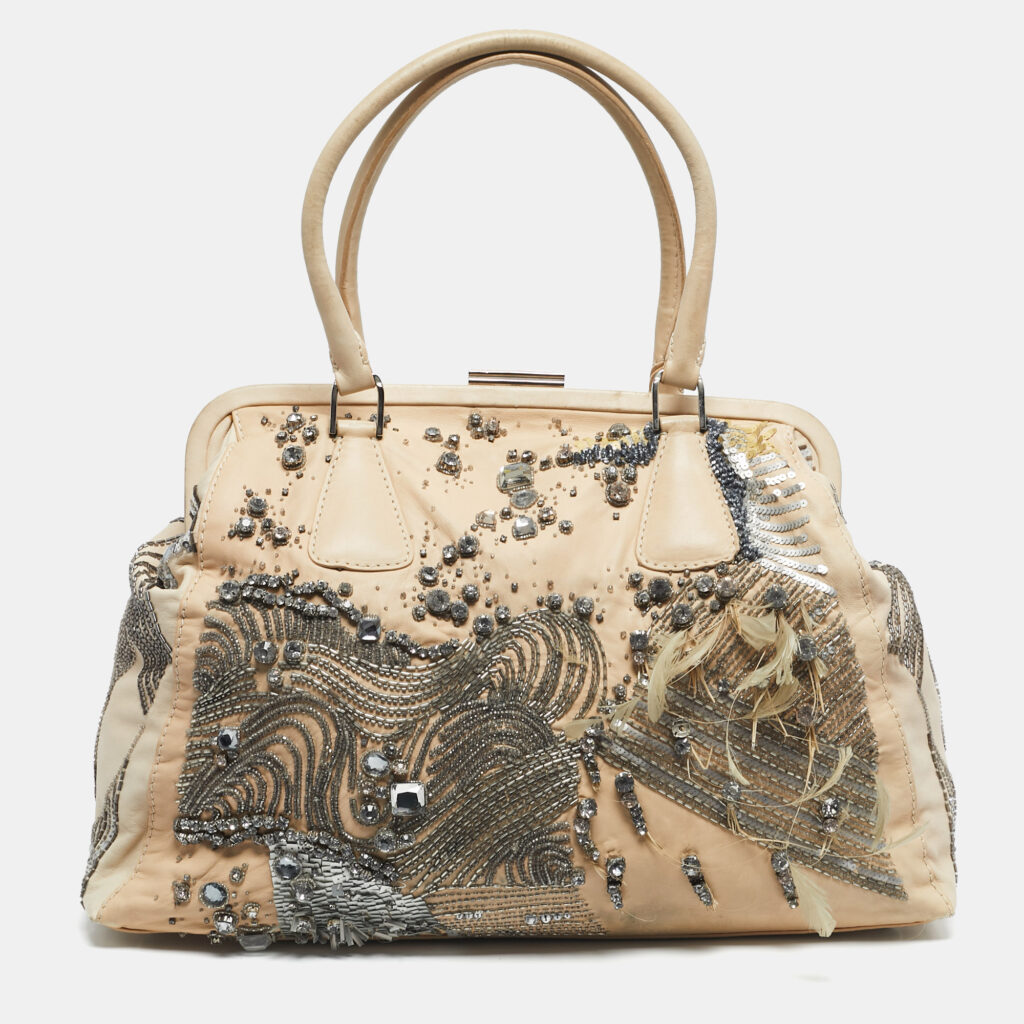 Valentino Two Tone Beige Leather Embellished Alice Glam Frame Satchel Valentino Two Tone Beige Leather Embellished Alice Glam Frame Satchel