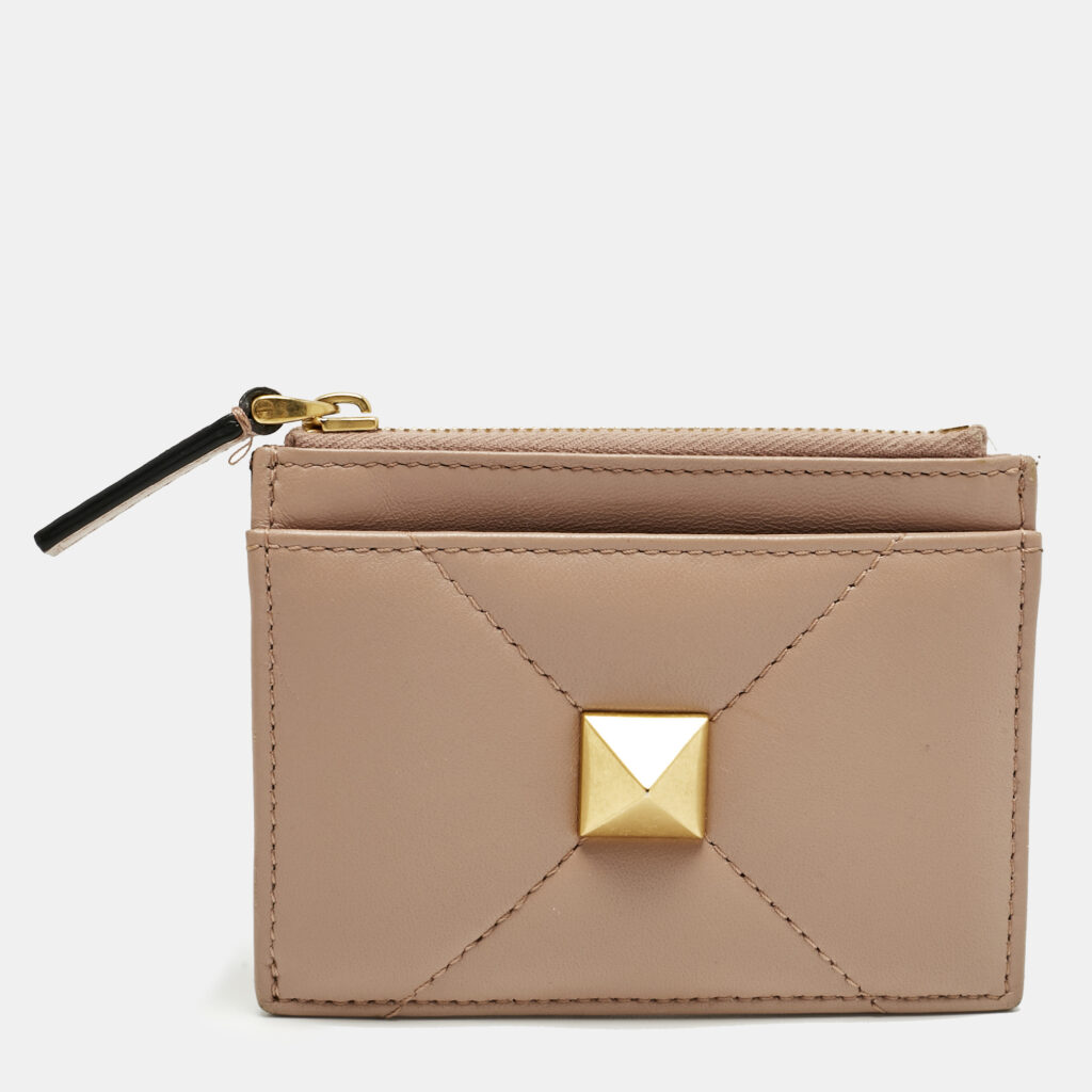 Valentino Beige Quilted Leather One Stud Card Case Valentino Beige Quilted Leather One Stud Card Case