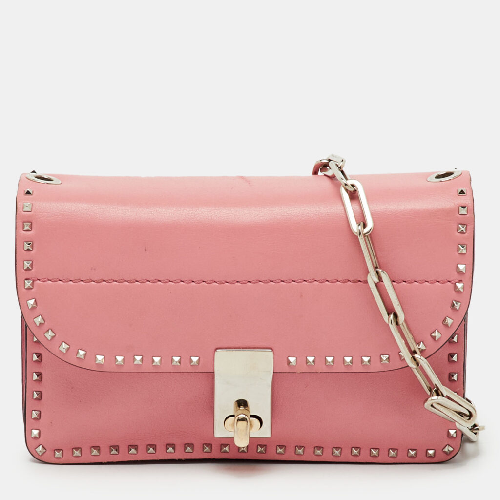 Valentino Pink Leather Rockstud Cabana Chain Crossbody Bag Valentino Pink Leather Rockstud Cabana Chain Crossbody Bag