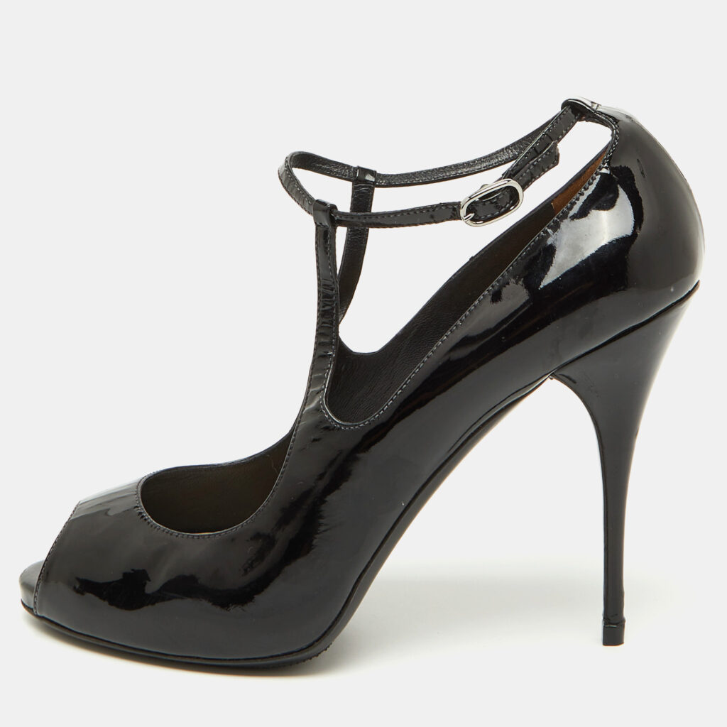 Valentino Black Patent Leather Mary Jane Peep Toe Pumps Size 39 Valentino Black Patent Leather Mary Jane Peep Toe Pumps Size 39