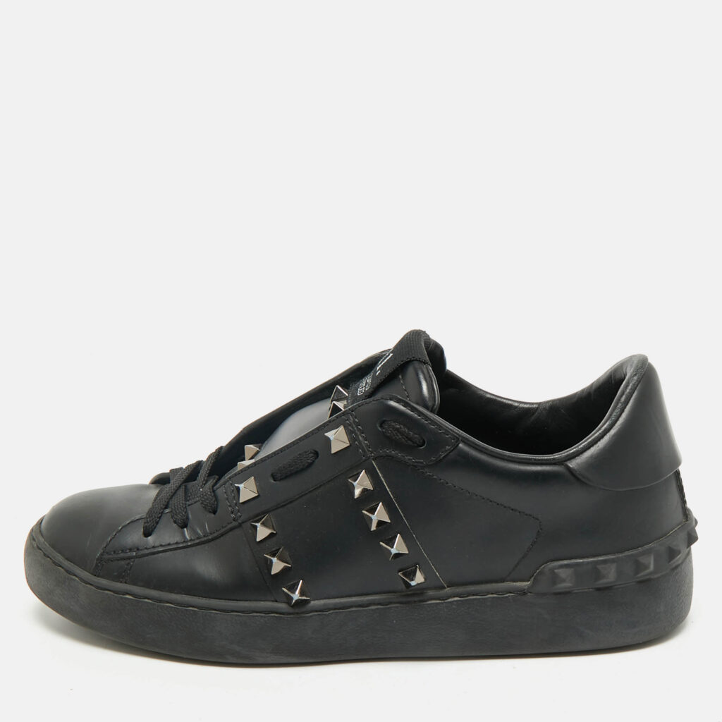 Valentino Black Leather Rockstud Low Top Sneakers Size 37 Valentino Black Leather Rockstud Low Top Sneakers Size 37